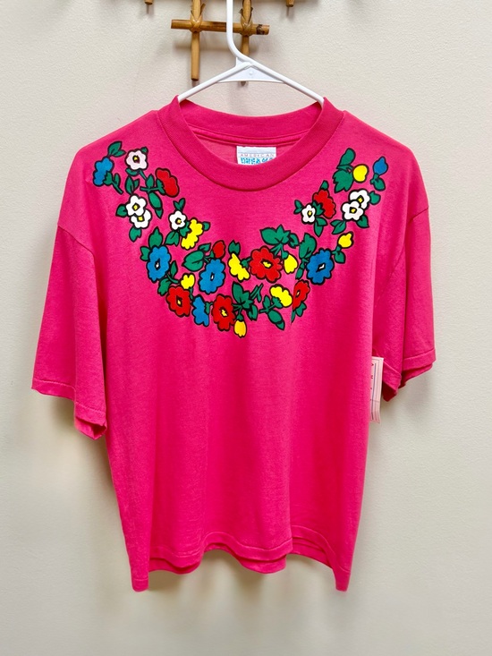 Vintage Tops - 90s Vintage 🌼 NOS American Dreams Flower Crewneck Tee